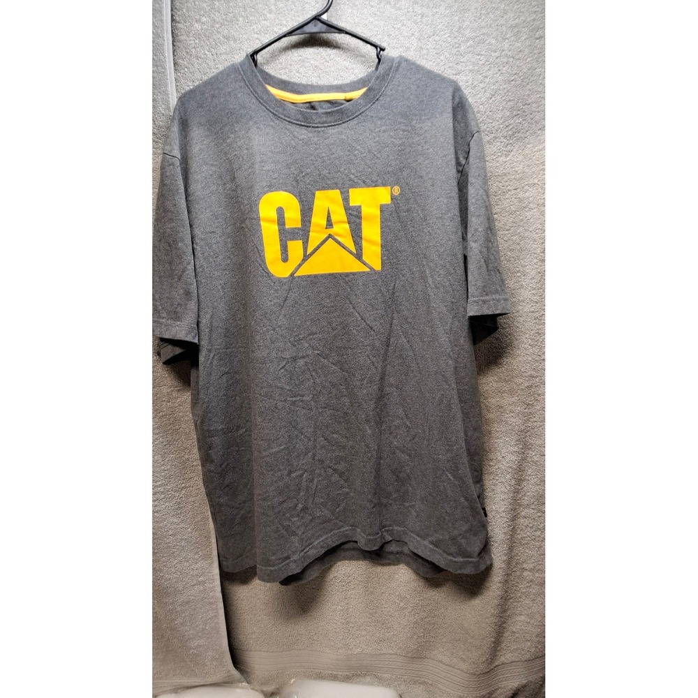 CAT Caterpillar Mens XXLGray Yellow Logo Graphic ShortSleeve TShirt Workwear(b2)